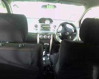 2002 Toyota ist Photos