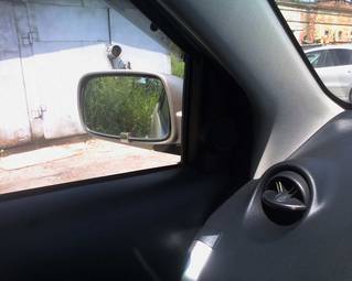 2002 Toyota ist Pictures