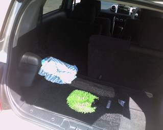 2002 Toyota ist Pictures