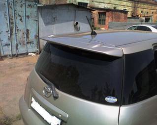 2002 Toyota ist Pics