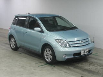 2003 Toyota ist