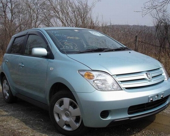 2003 Toyota ist