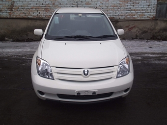 2003 Toyota ist