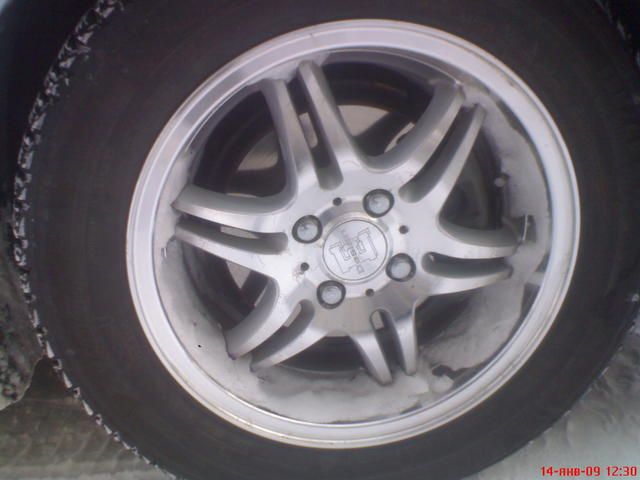 2003 Toyota ist