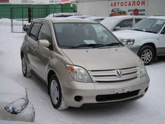 2003 Toyota ist