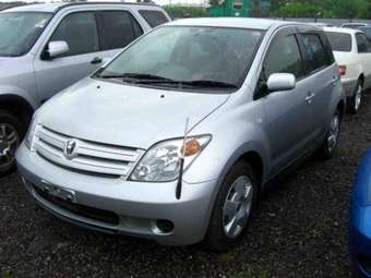 2003 Toyota ist
