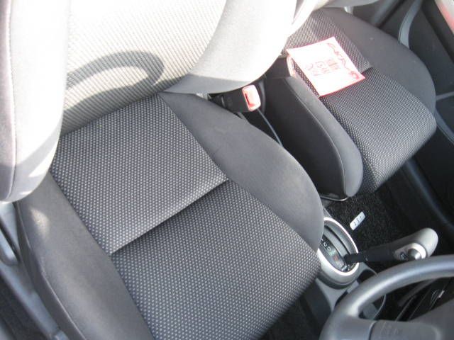 2003 Toyota ist