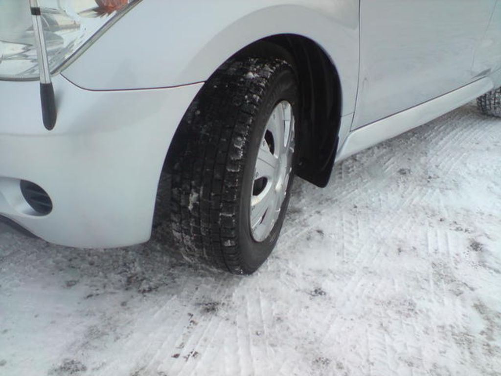 2003 Toyota ist