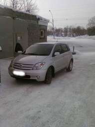 2003 Toyota ist