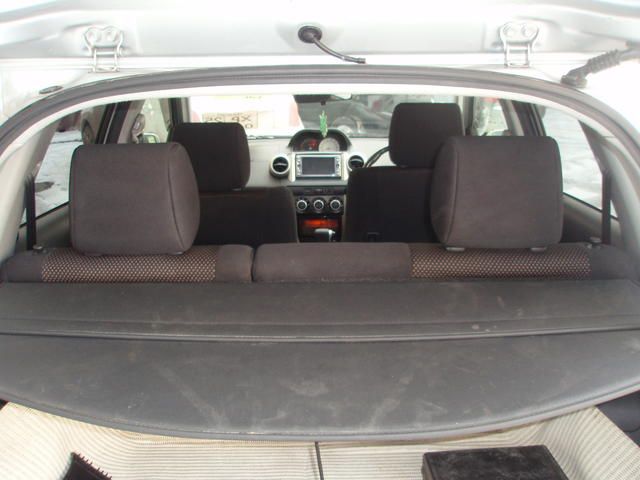 2003 Toyota ist