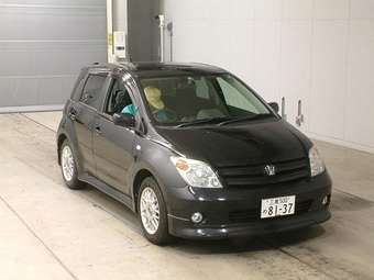 2003 Toyota ist