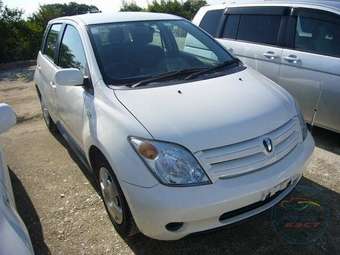 2003 Toyota ist