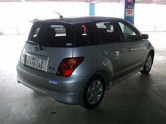 2003 Toyota ist Pictures