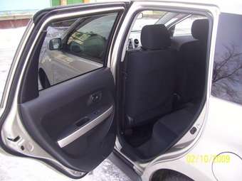 2003 Toyota ist Pictures
