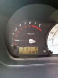 2003 Toyota ist Photos