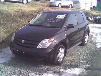 2003 Toyota ist Pictures