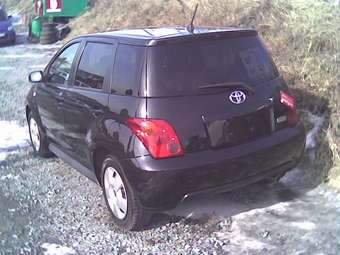 2003 Toyota ist Pictures