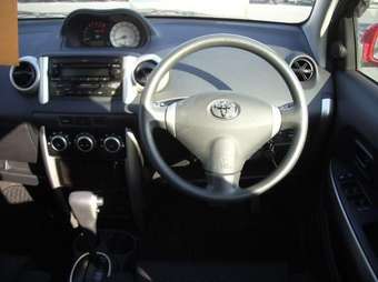 2003 Toyota ist Pictures