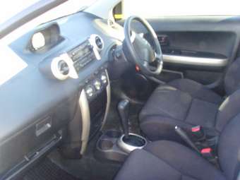 2003 Toyota ist Pictures