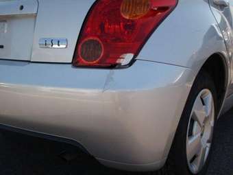 2003 Toyota ist Pictures
