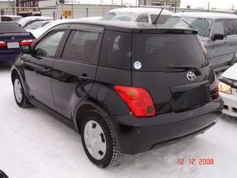 2003 Toyota ist Pictures