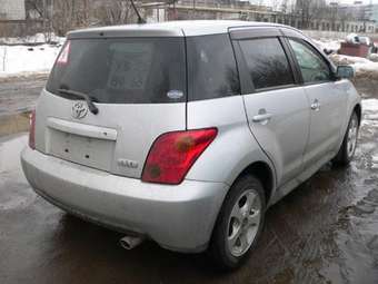2003 Toyota ist Pics