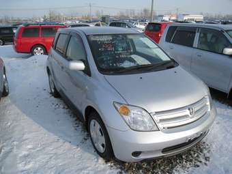 2003 Toyota ist