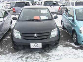 2003 Toyota ist Pictures