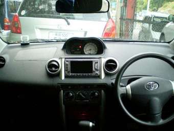 2003 Toyota ist Pics