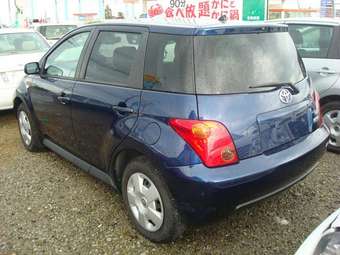 2003 Toyota ist Pictures