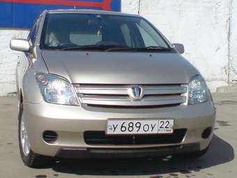 2003 Toyota ist Pics
