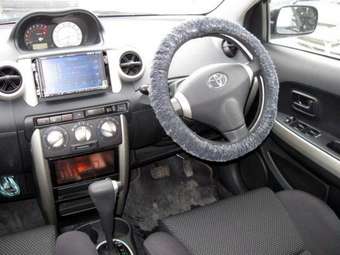2003 Toyota ist Pictures
