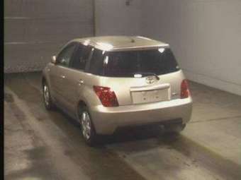 2003 Toyota ist Images