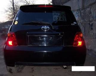 2003 Toyota ist Pictures