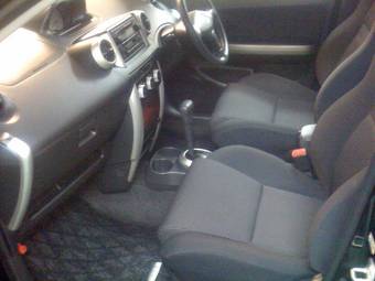 2003 Toyota ist Photos