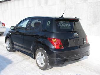 2003 Toyota ist Pictures