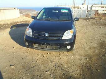 2003 Toyota ist Pictures