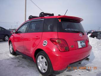 2003 Toyota ist Pictures