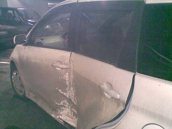 2003 Toyota ist Pictures