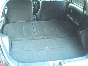 2003 Toyota ist Photos