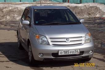 2003 Toyota ist Pictures