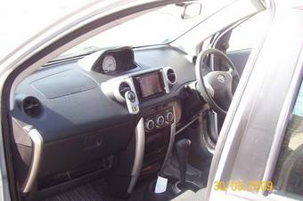 2003 Toyota ist Pics