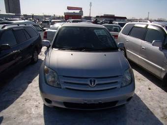 2003 Toyota ist Pictures
