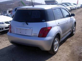 2003 Toyota ist Pictures