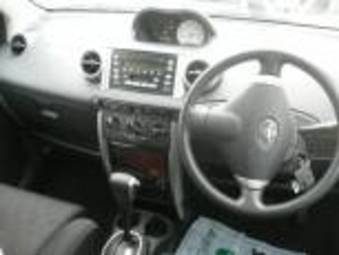 2003 Toyota ist Pictures