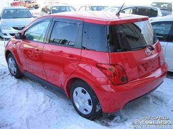 2003 Toyota ist Pictures