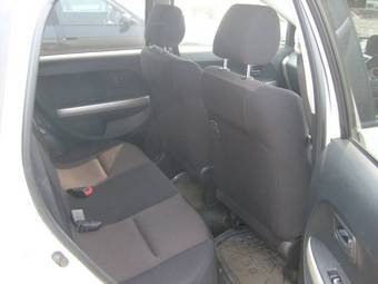 2003 Toyota ist Pictures