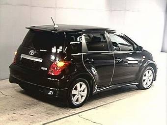 2003 Toyota ist Pictures