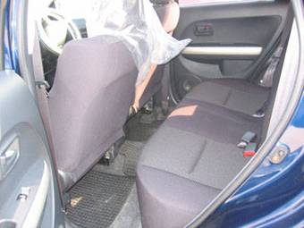 2003 Toyota ist Photos