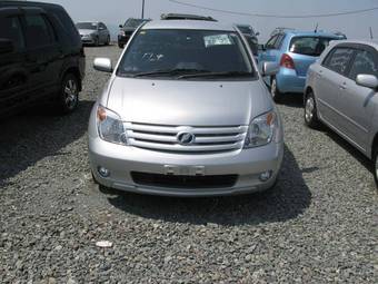 2003 Toyota ist Pictures